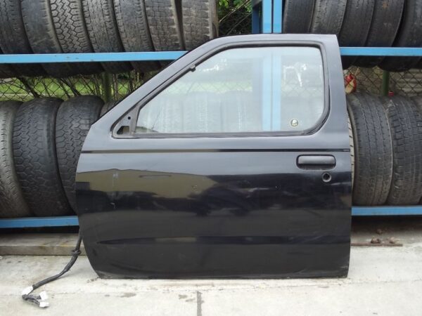 Nissan Navara D22 Bal Első Ajtó