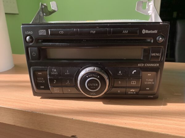Nissan Navara D40 (2005- ) Gyári Autórádió